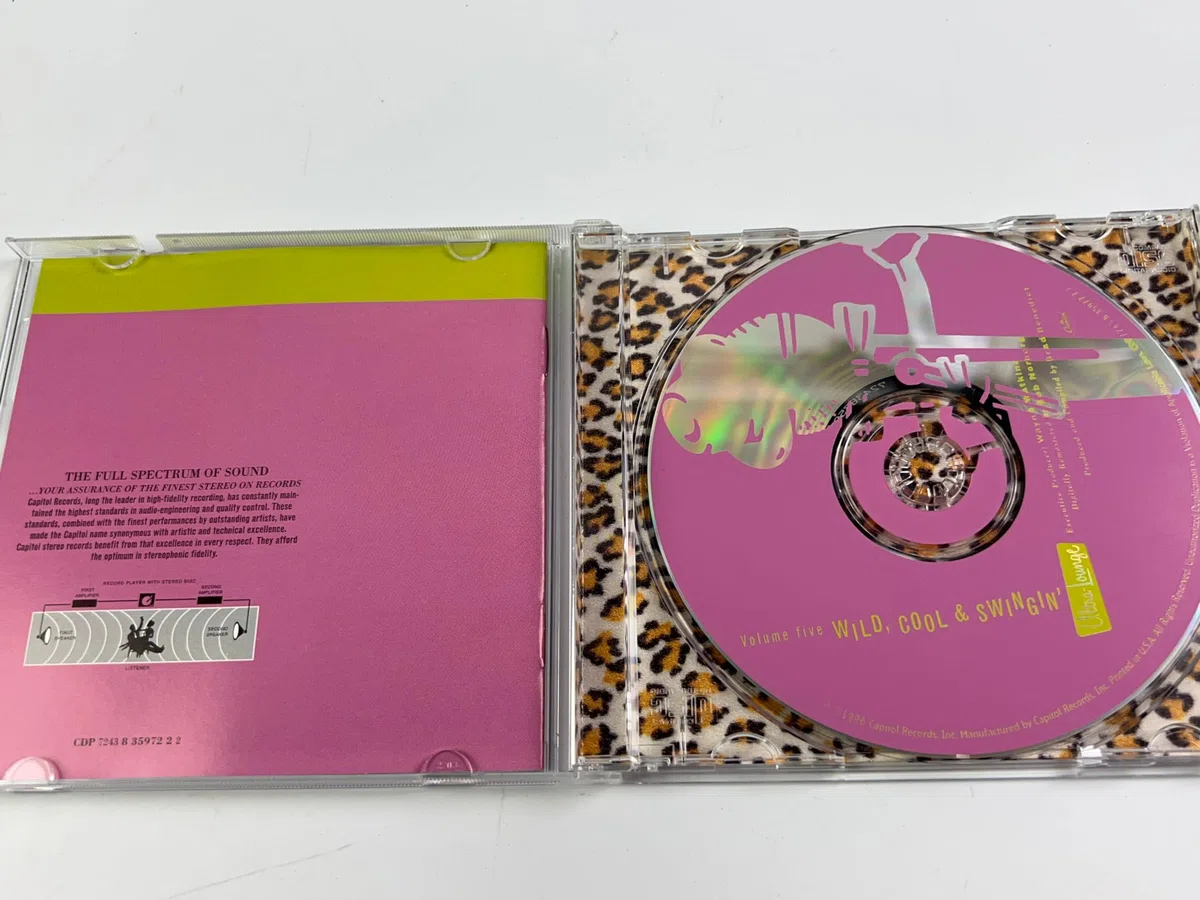 Ultra-Lounge - Wild, Cool & Swingin' (Vol.5)